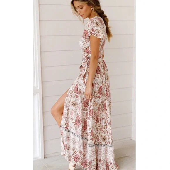 Floral Print Boho Maxi Dress - Picture 3 of 4